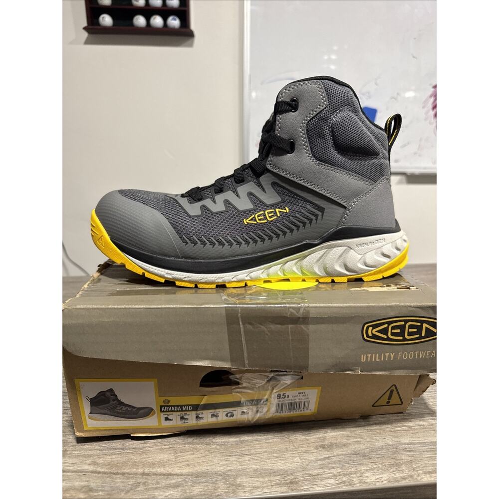 Men's KEEN Utility Arvada Mid Boots (Comp Toe) 9.5 Damaged Box